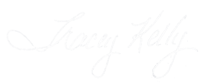 TraceyKellySignature in white
